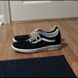 Black Ultracush Vans